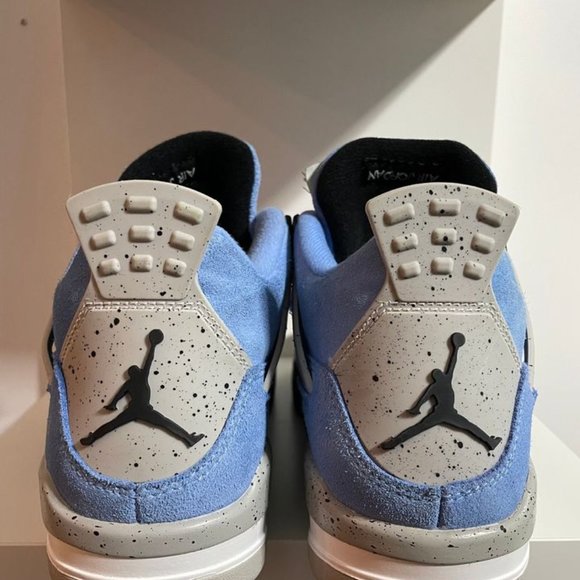 SOLD - Nike Air Jordan 4 Retro (GS) University Blue - Picture 7 of 9